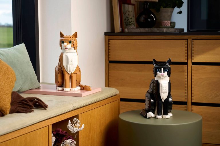 LEGO Tuxedo Cat vs. Orange Cat: Which LEGO Ideas Cat Should You Build?